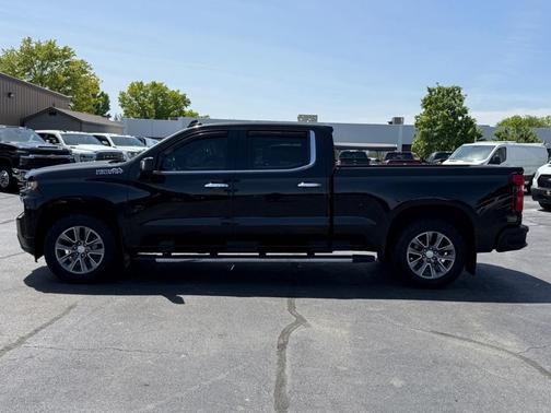 Black 2019 Chevrolet Silverado 1500 High Country