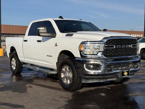 2024 RAM 2500 Big Horn Crew Cab 4x4 6'4' Box