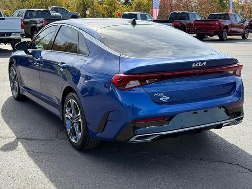 2022 Kia K5 EX