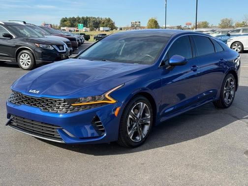 2022 Kia K5 EX