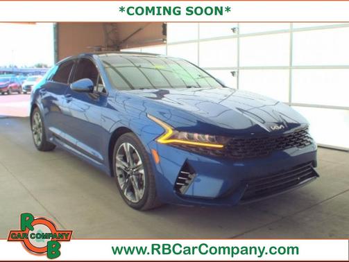 2022 Kia K5 EX