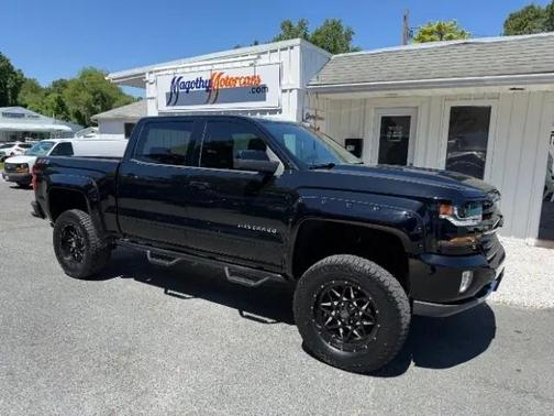 Black 2018 Chevrolet Silverado 1500 2LT
