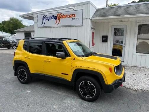 Solar Yellow 2016 Jeep Renegade Trailhawk