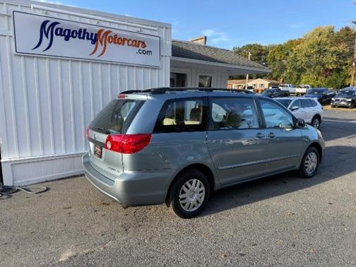 2007 Toyota Sienna CE