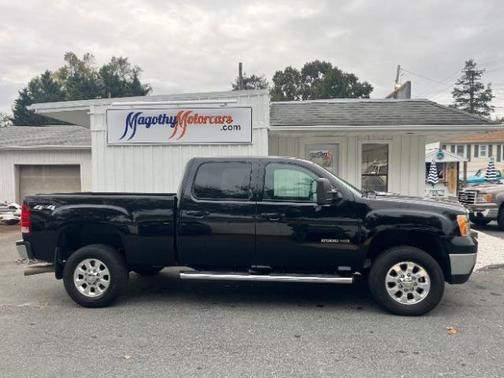 2011 GMC Sierra 2500 SLT