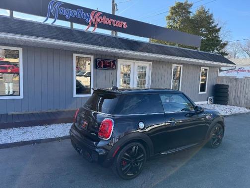 2017 MINI Hardtop John Cooper Works