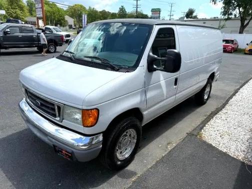 2005 Ford E350 Super Duty Base