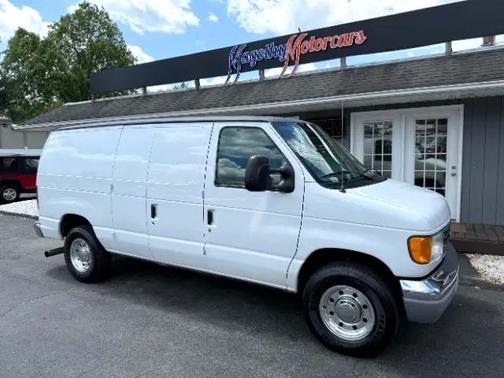 2005 Ford E350 Super Duty Base