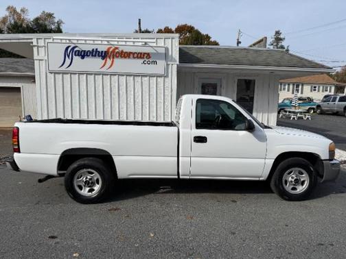 2004 GMC Sierra 1500 W/T