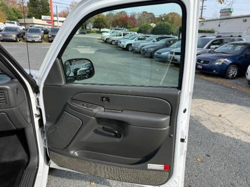 2004 GMC Sierra 1500 W/T