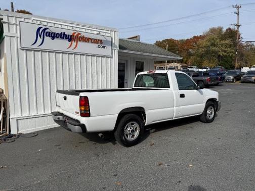 2004 GMC Sierra 1500 W/T
