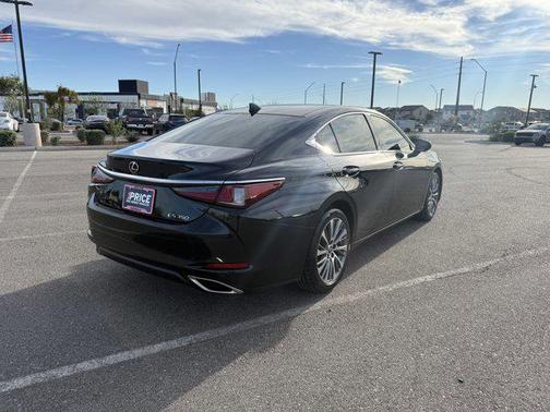 2021 Lexus ES 350 Base