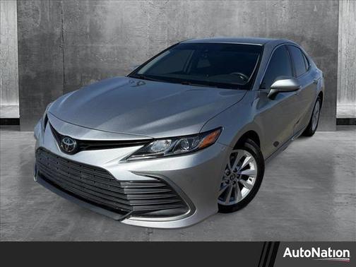 2022 Toyota Camry LE