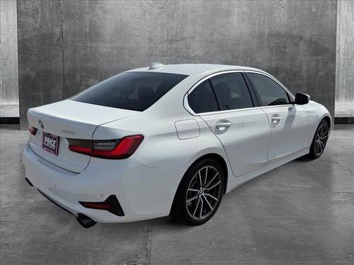 2020 BMW 330 330i