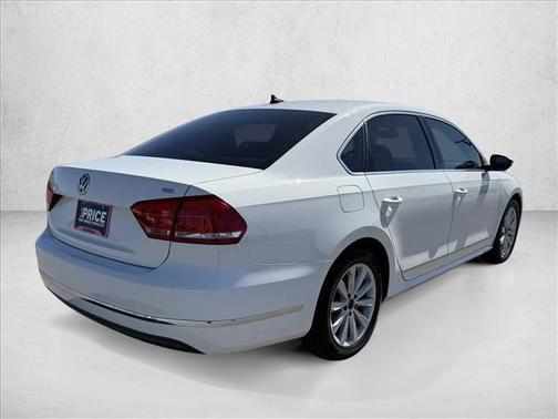 2012 Volkswagen Passat 2.5 SEL