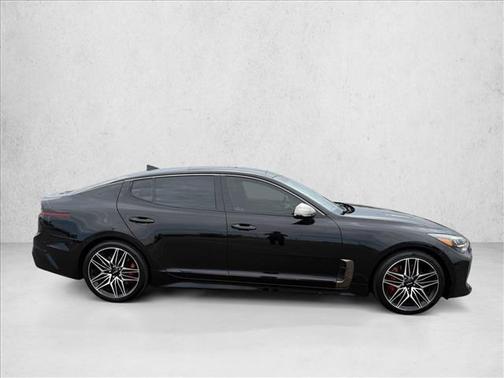2022 Kia Stinger GT1