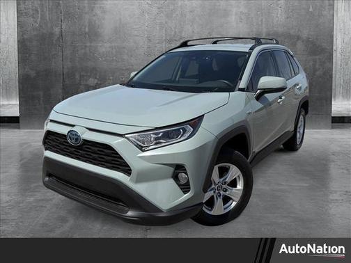 2020 Toyota RAV4 Hybrid XLE