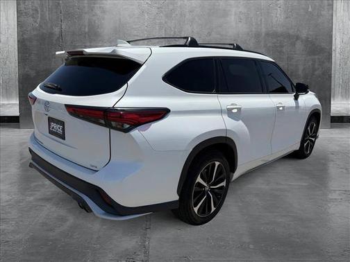 2021 Toyota Highlander XSE