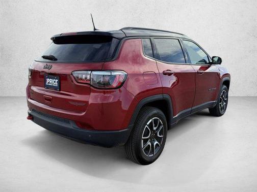 Red Hot Pearlcoat 2025 Jeep Compass Trailhawk