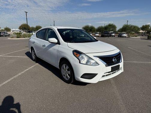 2018 Nissan Versa 1.6 SV