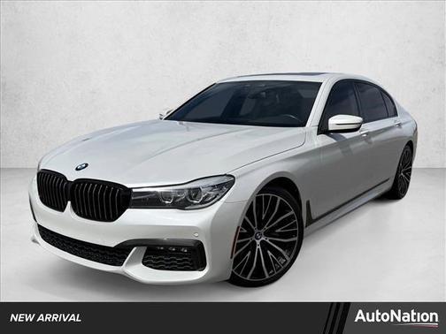 Mineral White Metallic 2019 BMW 740 740i