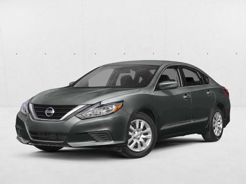 Gun Metallic 2016 Nissan Altima 2.5 SV