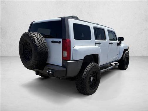 Birch White 2007 Hummer H3 Base