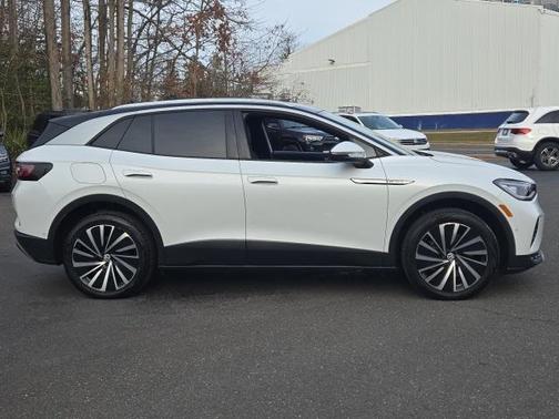 2023 Volkswagen ID.4 Pro S Plus