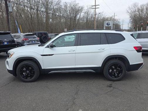 2026 Volkswagen Atlas 2.0T Peak Edition