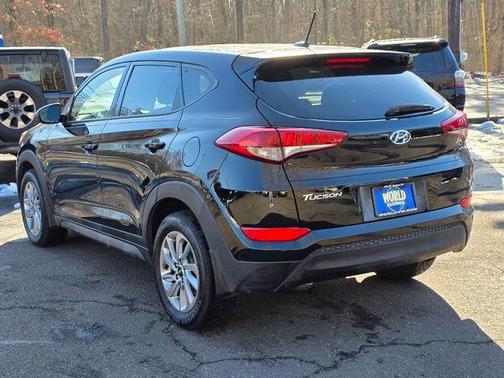 2017 Hyundai TUCSON SE