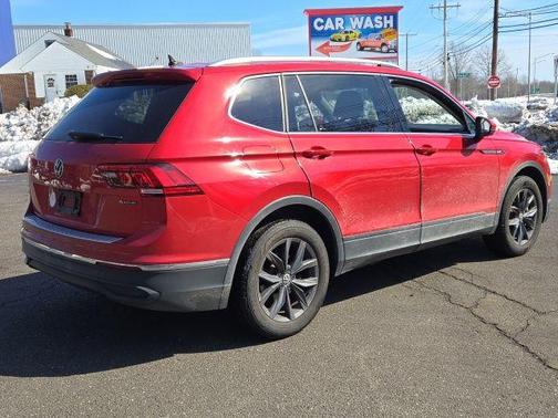 2023 Volkswagen Tiguan 2.0T SE