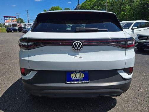 Glacier White 2022 Volkswagen ID.4 Pro S