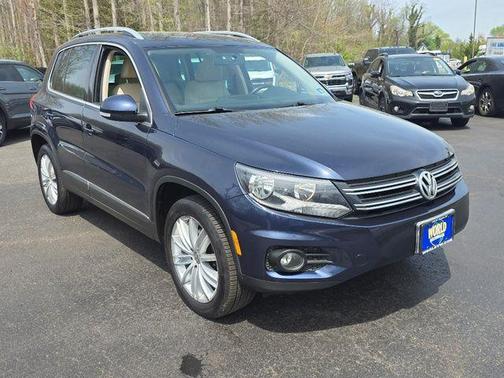 Night Blue Metallic 2013 Volkswagen Tiguan SEL