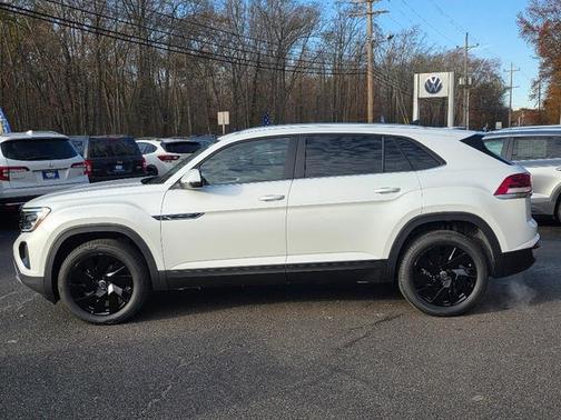 2026 Volkswagen Atlas Cross Sport 2.0T SE