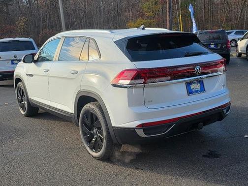 2026 Volkswagen Atlas Cross Sport 2.0T SE