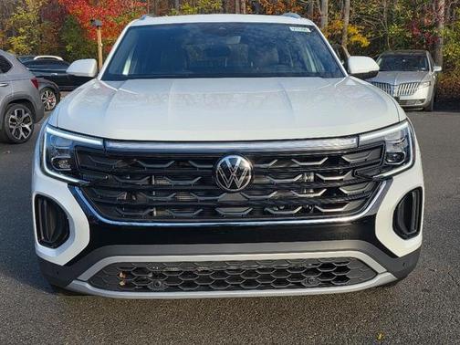 2026 Volkswagen Atlas Cross Sport 2.0T SE