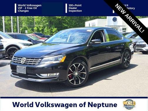 Black 2013 Volkswagen Passat 2.0 TDI SEL Premium
