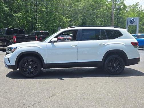 2022 Volkswagen Atlas 2.0T SE