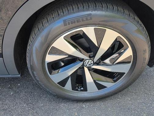 2025 Volkswagen ID.4 Pro