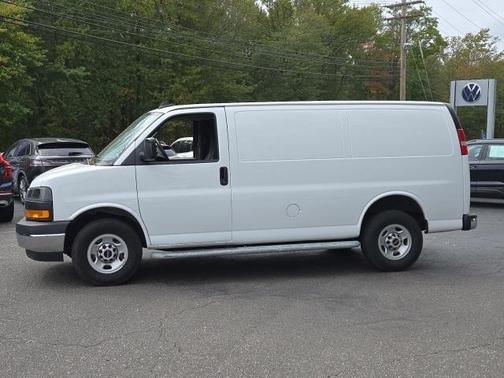 2023 GMC Savana 2500 Work Van