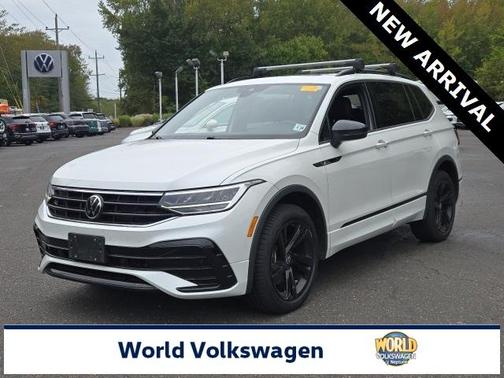 2023 Volkswagen Tiguan 2.0T SE R-Line Black