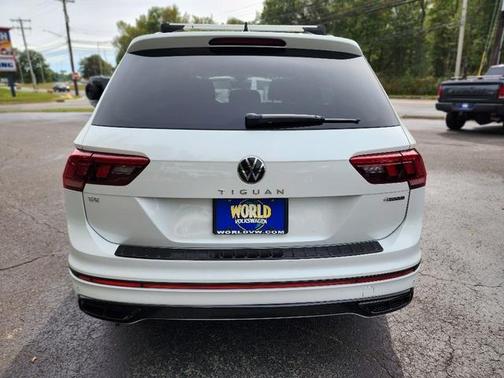 2023 Volkswagen Tiguan 2.0T SE R-Line Black