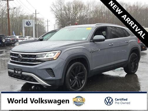 2022 Volkswagen Atlas Cross Sport 2.0T SE w/Technology