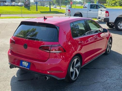 2019 Volkswagen Golf GTI 2.0T SE
