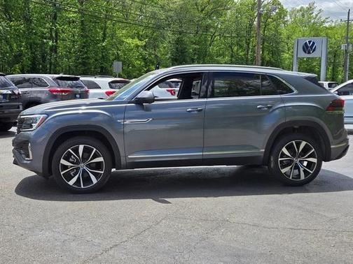 2025 Volkswagen Atlas Cross Sport 2.0T SEL Premium R-Line
