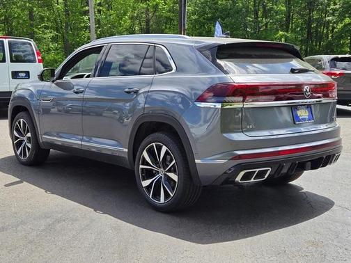 2025 Volkswagen Atlas Cross Sport 2.0T SEL Premium R-Line