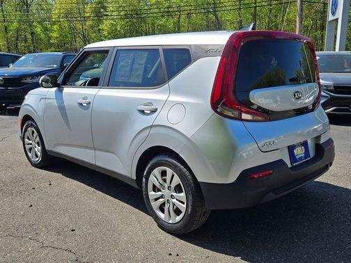 Sparkling Silver 2020 Kia Soul LX