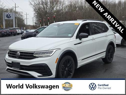 2022 Volkswagen Tiguan 2.0T SE R-Line Black