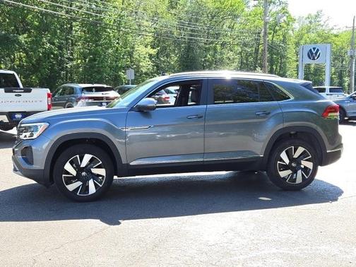 2025 Volkswagen Atlas Cross Sport 2.0T SEL