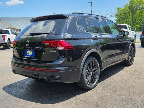 2022 Volkswagen Tiguan 2.0T SE R-Line Black